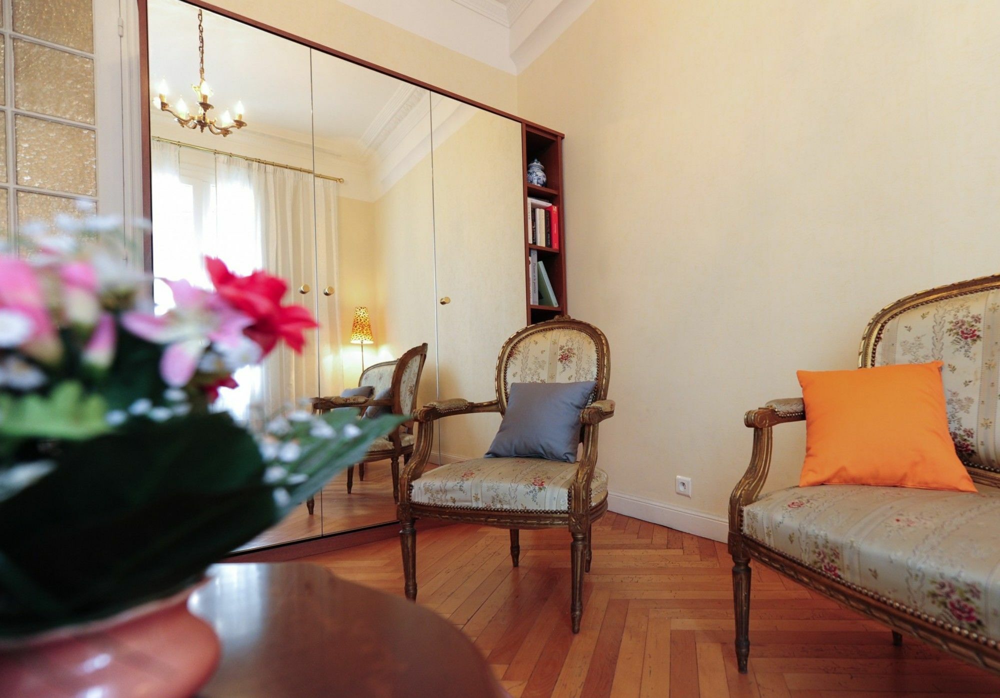 Appartement Minuetto Five Stars Holiday House Nizza Kültér fotó